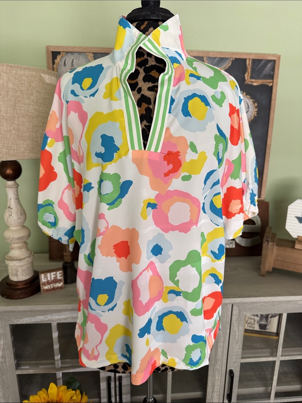 Love Luxe Colorful Abstract Floral Popover Top Sz XL - Picture 2 of 9